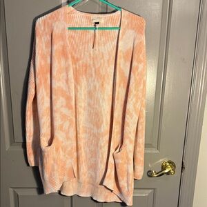 Universal Thread Peach Tie-Dye Cardigan Sweater